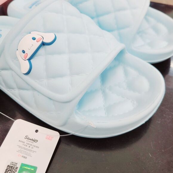 Brand New Sanrio Cinnamoroll Blue Slippers Size: US 7.5 - 8.5 - Picture 6 of 9